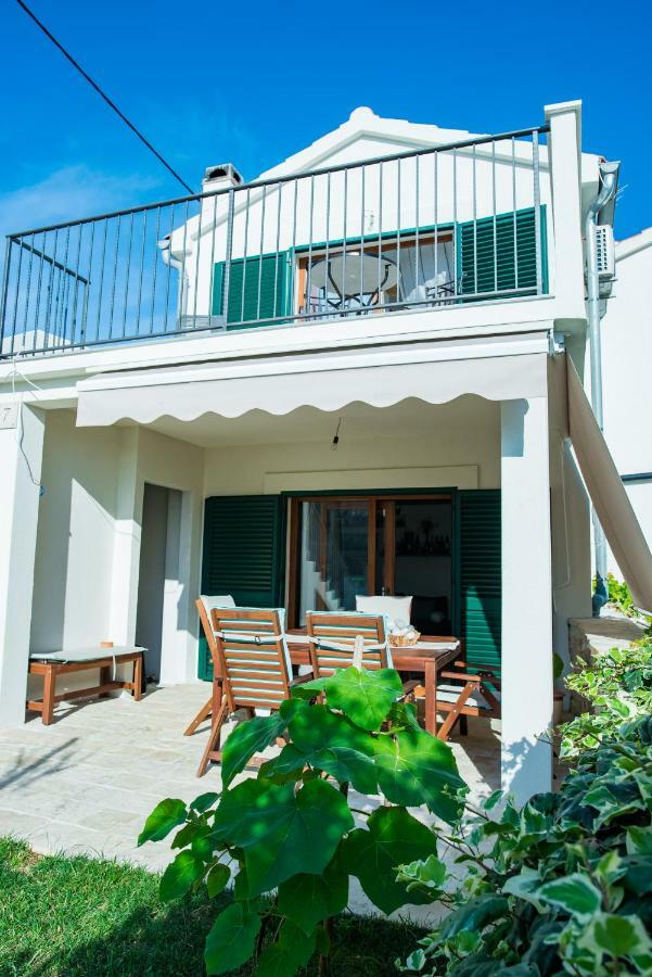 Summer House Mulac นิน ภายนอก รูปภาพ