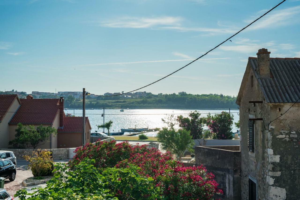 Summer House Mulac นิน ภายนอก รูปภาพ